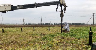 Установка винтовых свай Лесосибирск цена от 3117 руб.